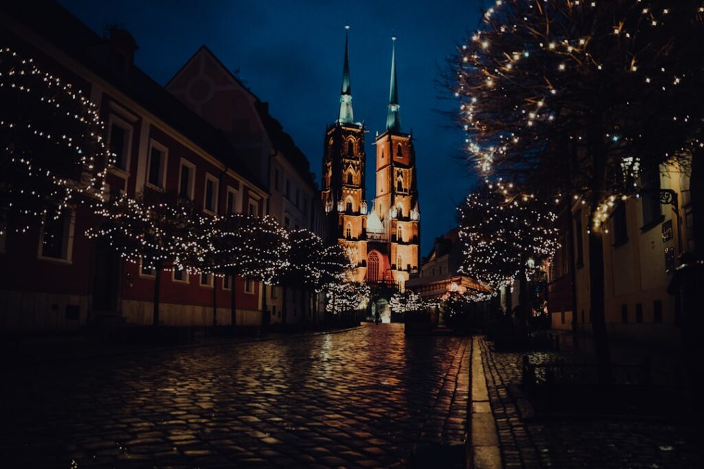 24 Deutsche Weihnachtslieder, die du lieben wirst 24 Deutsche Weihnachtslieder, die du lieben wirst